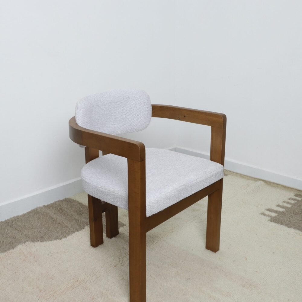 Mid-Century Modern Wooden Armchair with Light Gray Upholstery - Image 3