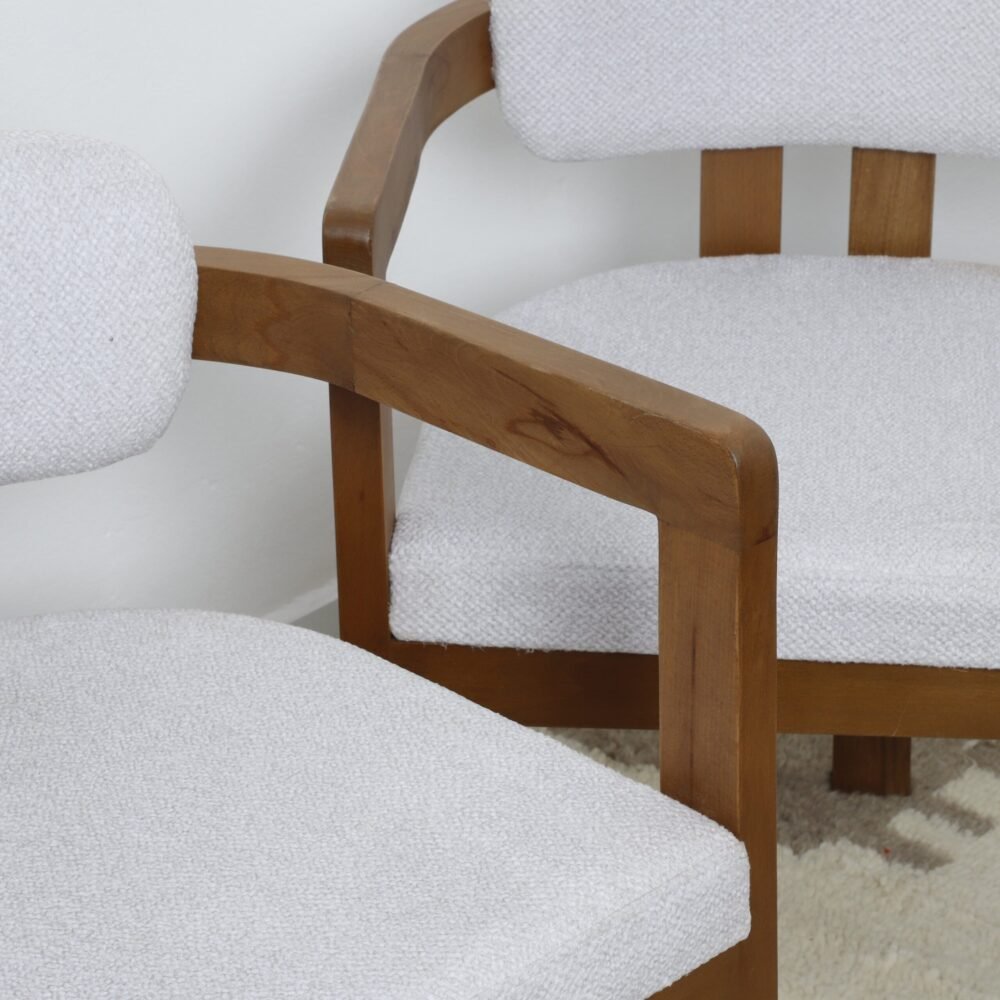Mid-Century Modern Wooden Armchair with Light Gray Upholstery - Image 7